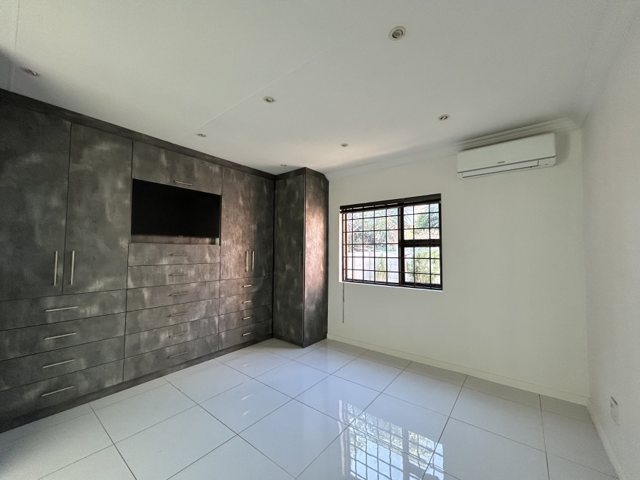 4 Bedroom Property for Sale in Noorsekloof Eastern Cape